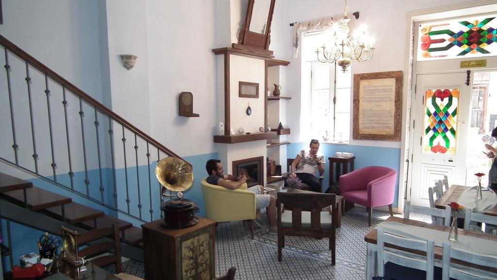 Gizemli Konak Ayvalı المظهر الخارجي الصورة